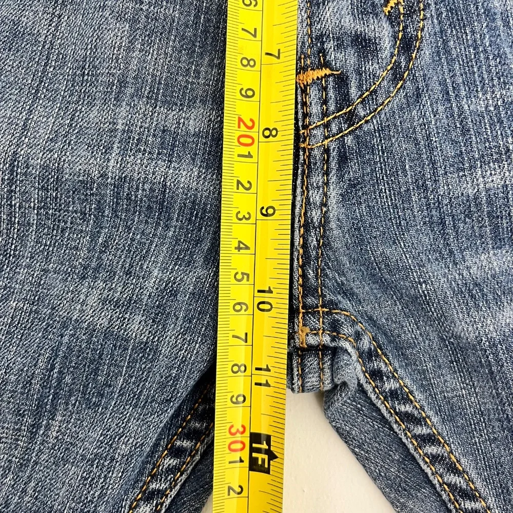 Levi's 505 Mens Size 30X32 Straight Fit Jeans Blue‎ Denim Pockets Retro Inspired